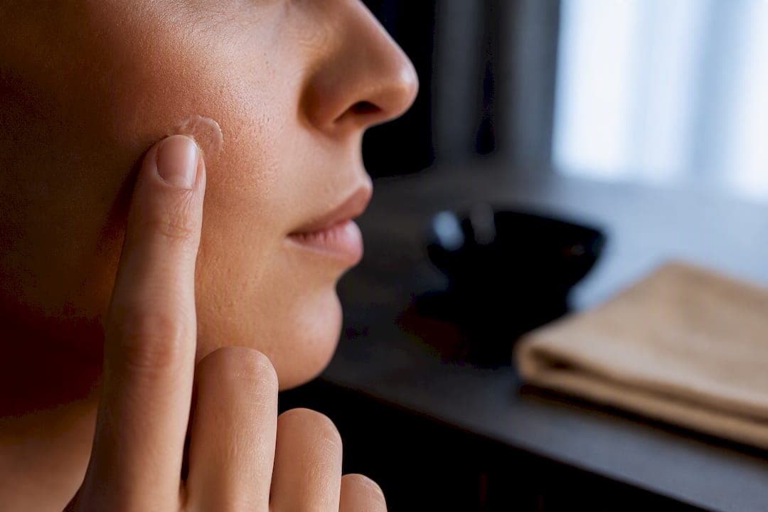 Stop Moisturiser Stinging in 2 to 4 Weeks With a Clinician Repair Plan